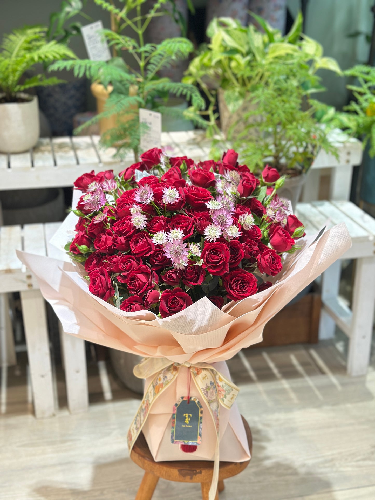 20 Stems Spray Rose Bouquet